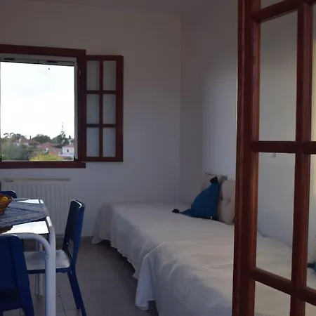 Le Bellevue Daire Mavrata